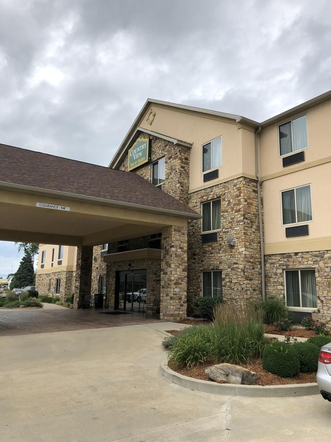 Countryview Inn & Suites Robinson Екстериор снимка